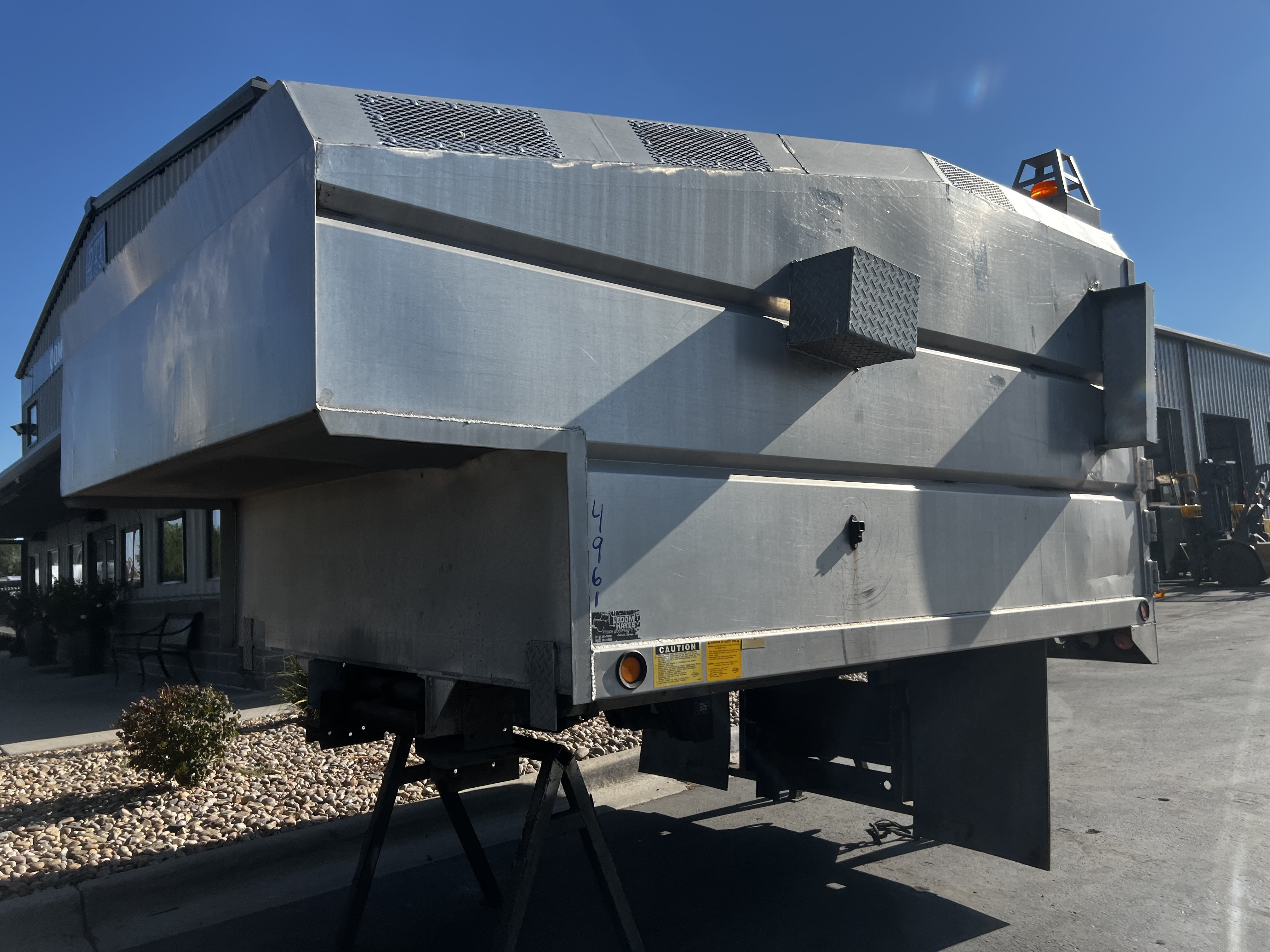 2000 CUSTOM BUILT 12'L Chipper body in Denver, CO