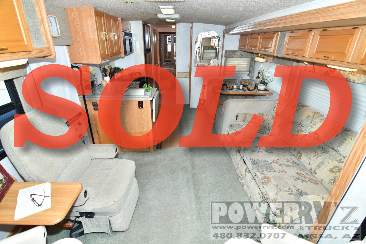 2003 Winnebago