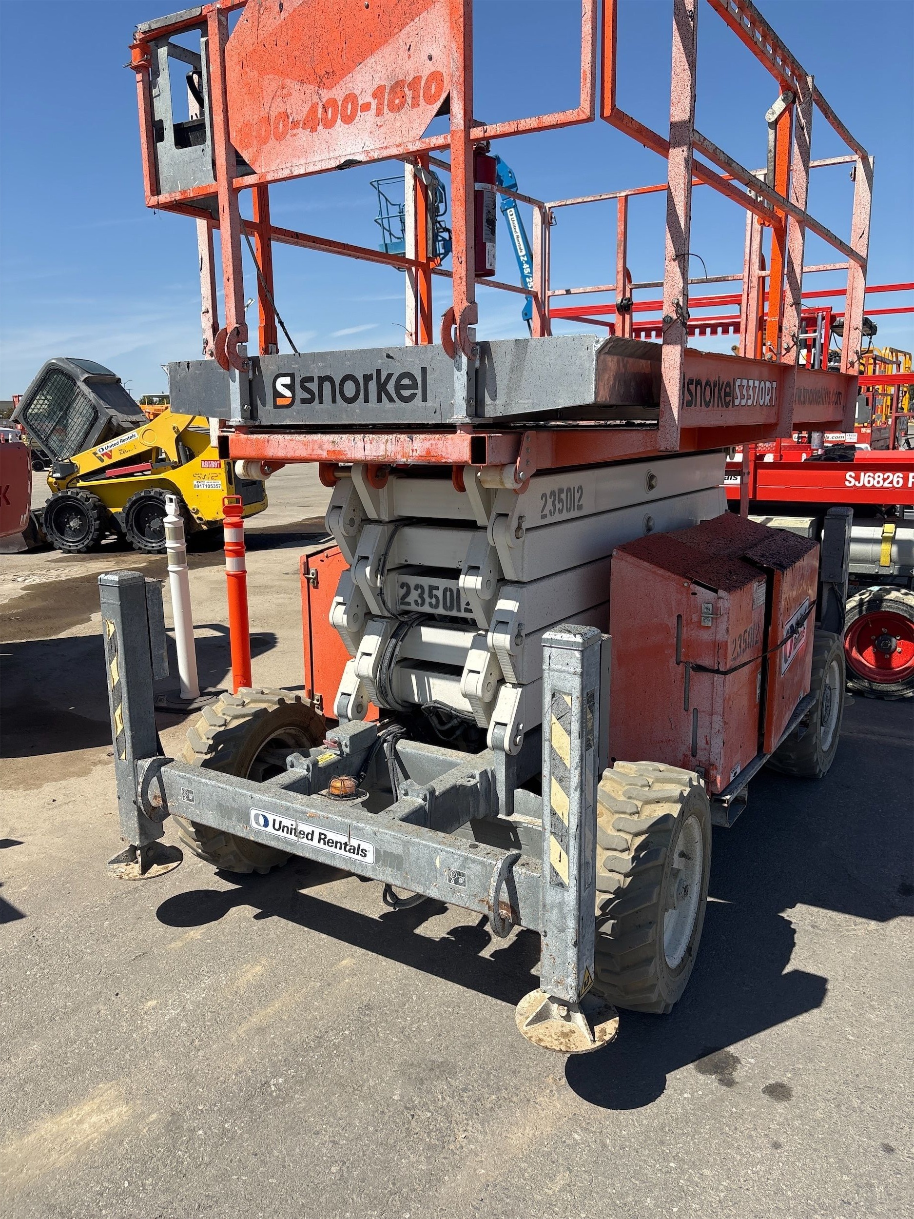 2019 SNORKEL S3370RT Rough Terrain Scissor Lift in Bakersfield, CA