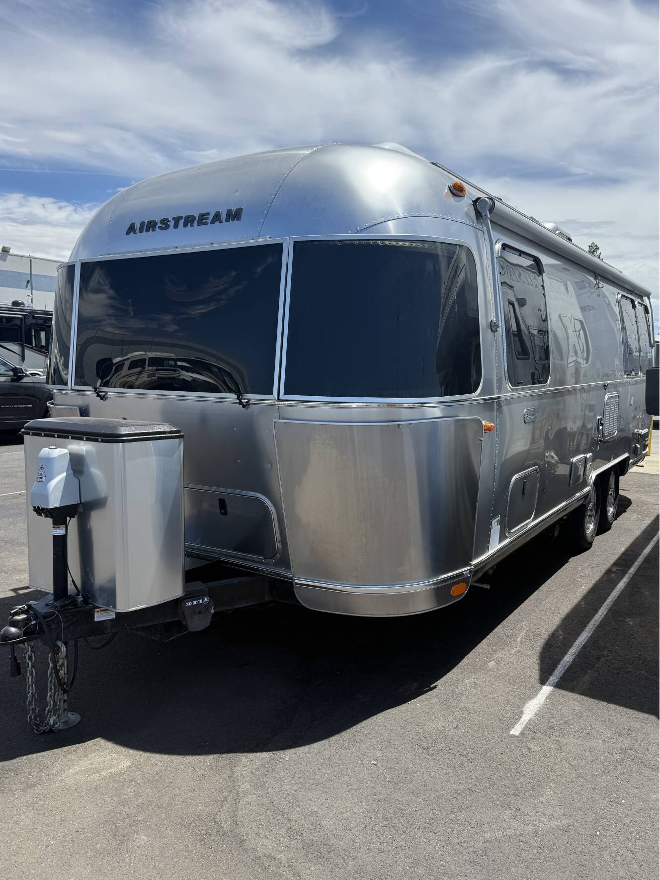 A photo of this 2019 Airstream GLOBETROTTER 25FB