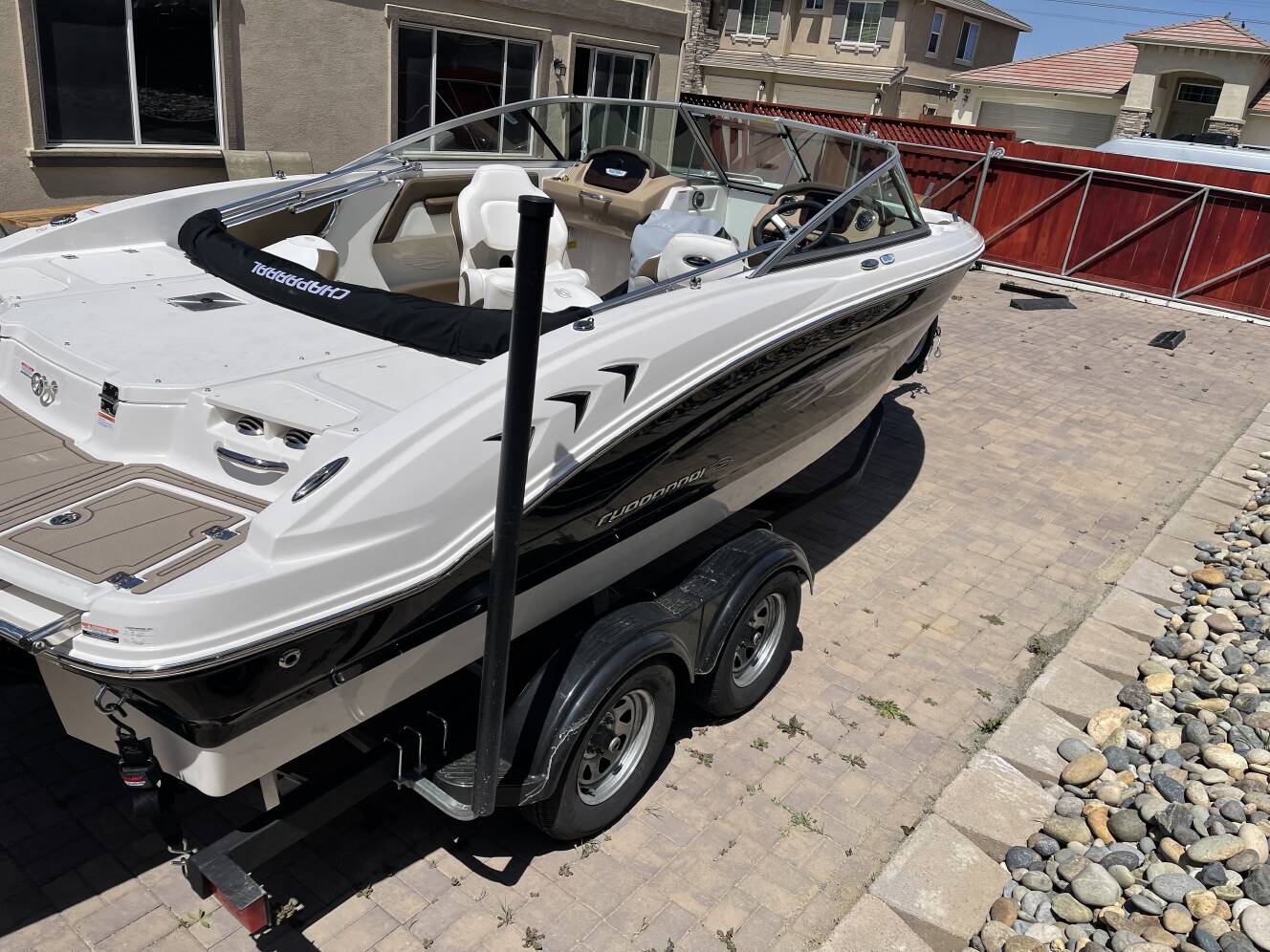 A photo of this 2021 Chaparral 21 H2o Ski & Fish