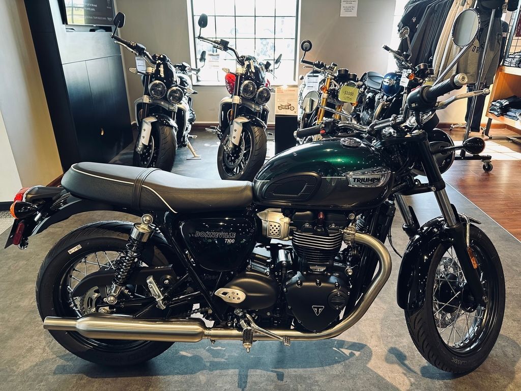 triumph グリーン New 2024 Triumph Speed Twin 900 Stealth Edition For Sale at