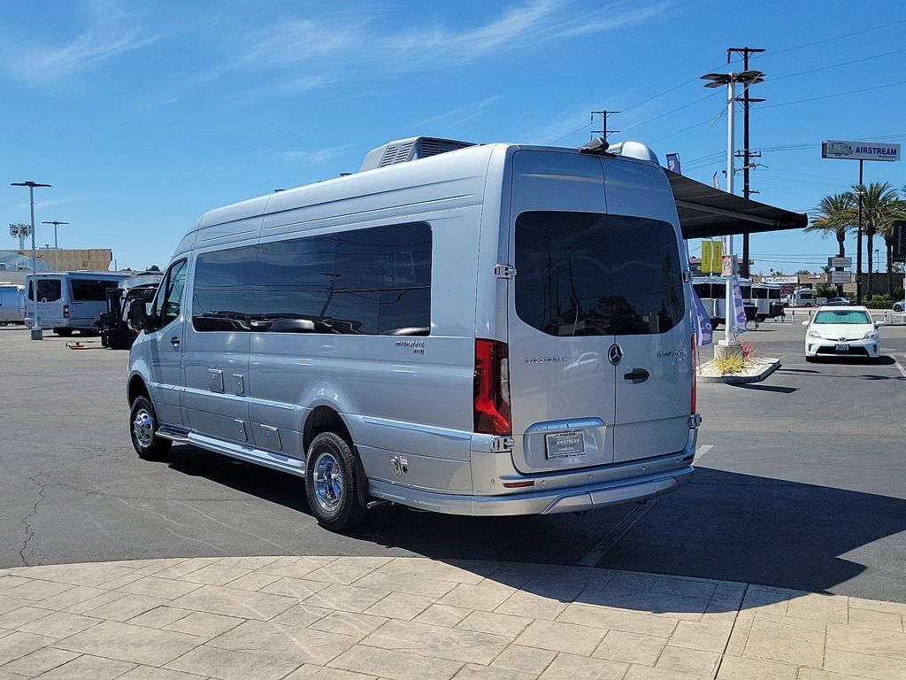 2026 Airstream interstate grand-tour