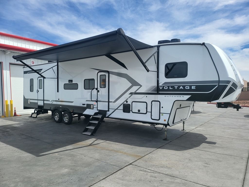 2025 Dutchmen RV voltage 3800