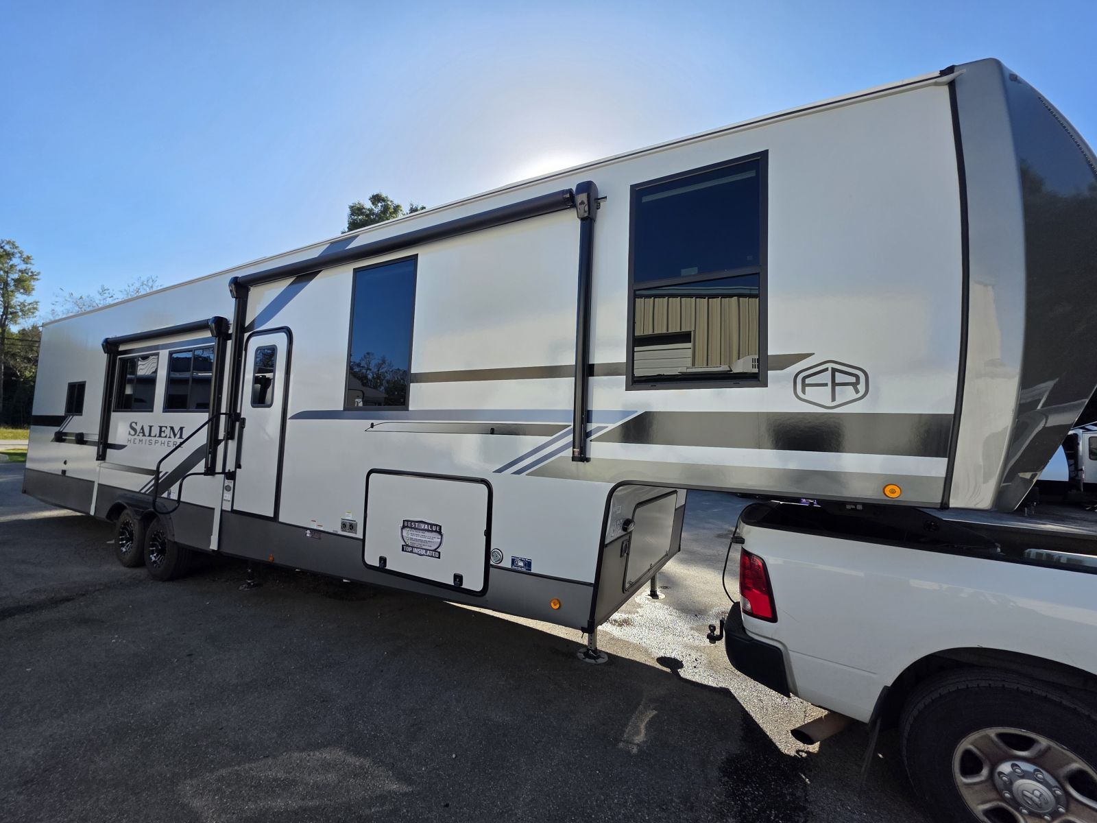 2026 Forest River Salem Hemisphere 376FAM RV