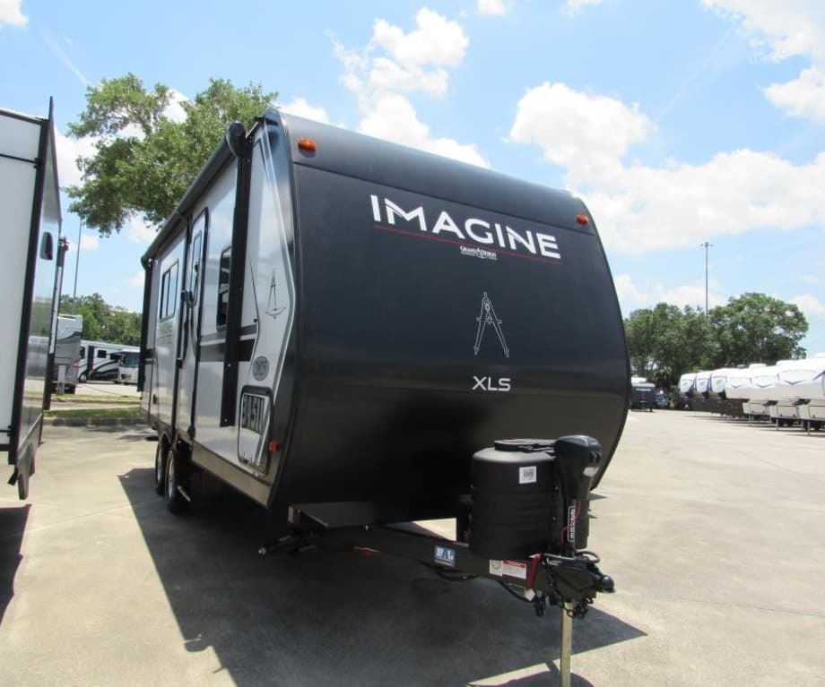 2025 Grand Design RV imagine 22rbe