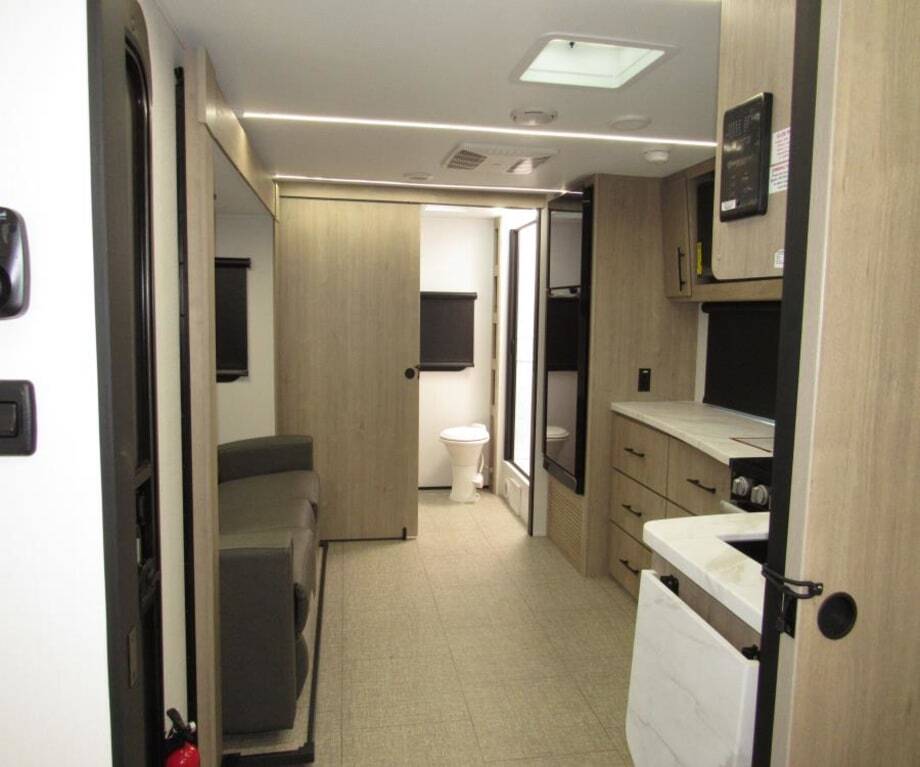 2025 Grand Design RV imagine 22rbe