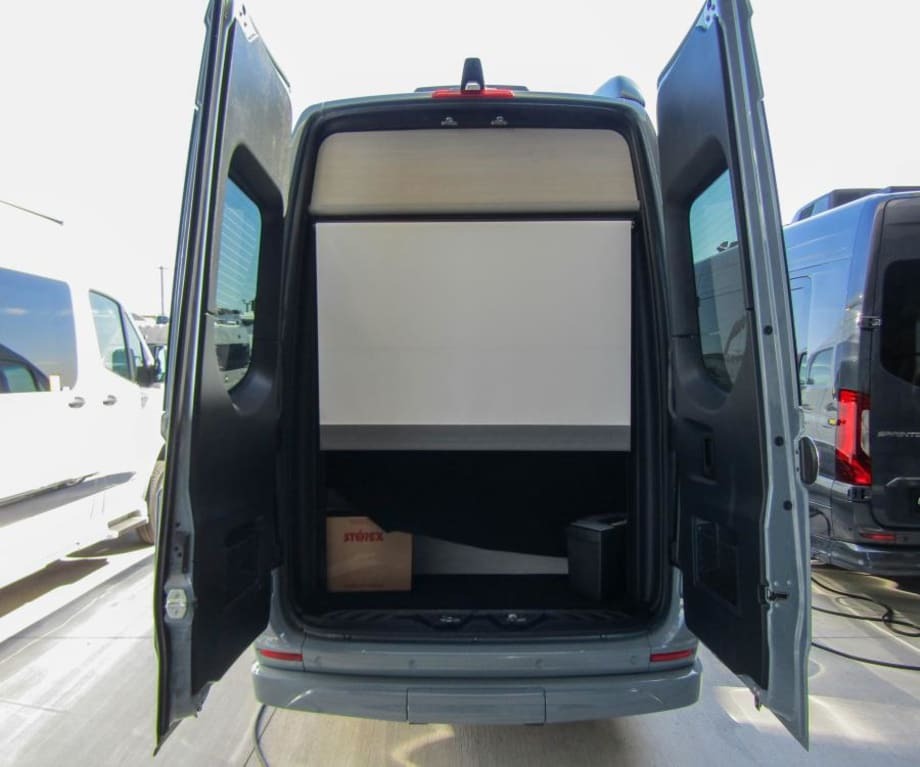 2025 Grech Rv