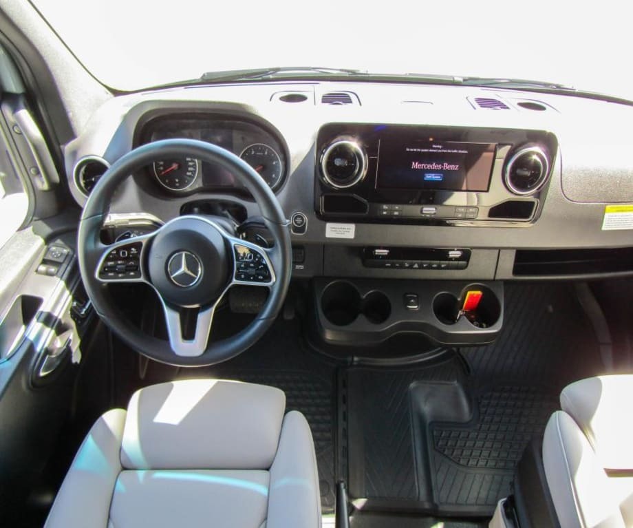 2025 Grech Rv