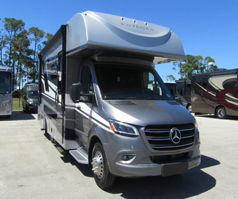 2025 Entegra Coach