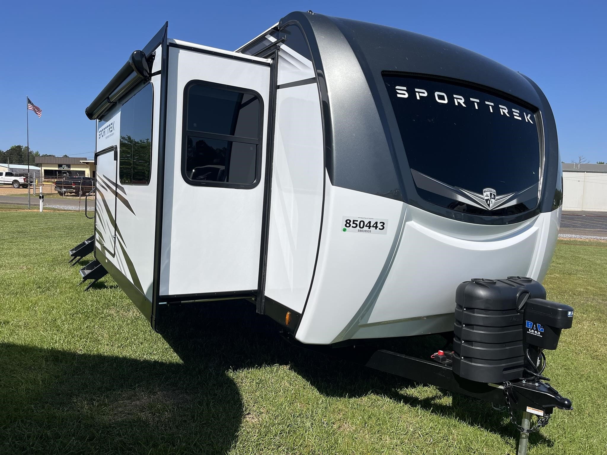 2025 Venture sporttrek 333vfk