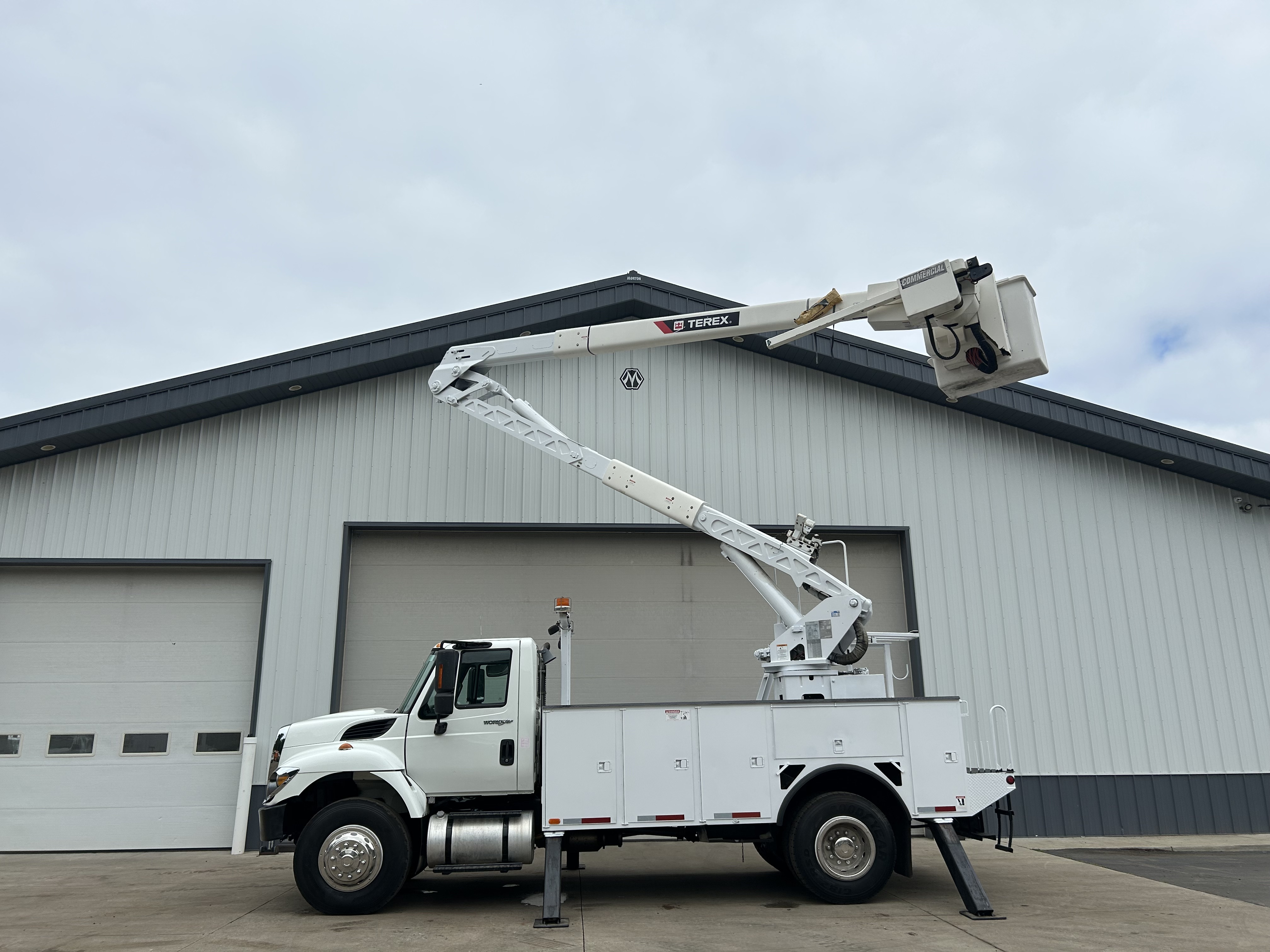 2014 INTERNATIONAL 4700 in Battle Creek, MI