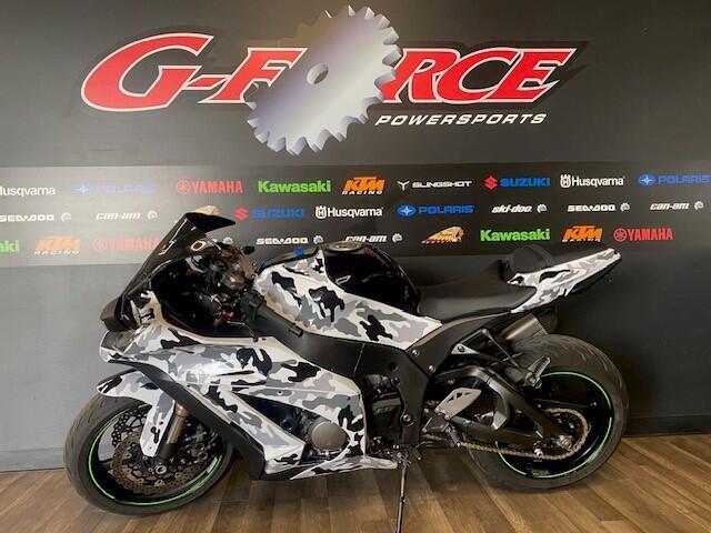 umin(୨୧) Kawasaki ZX-4RR vs ZX-6R
