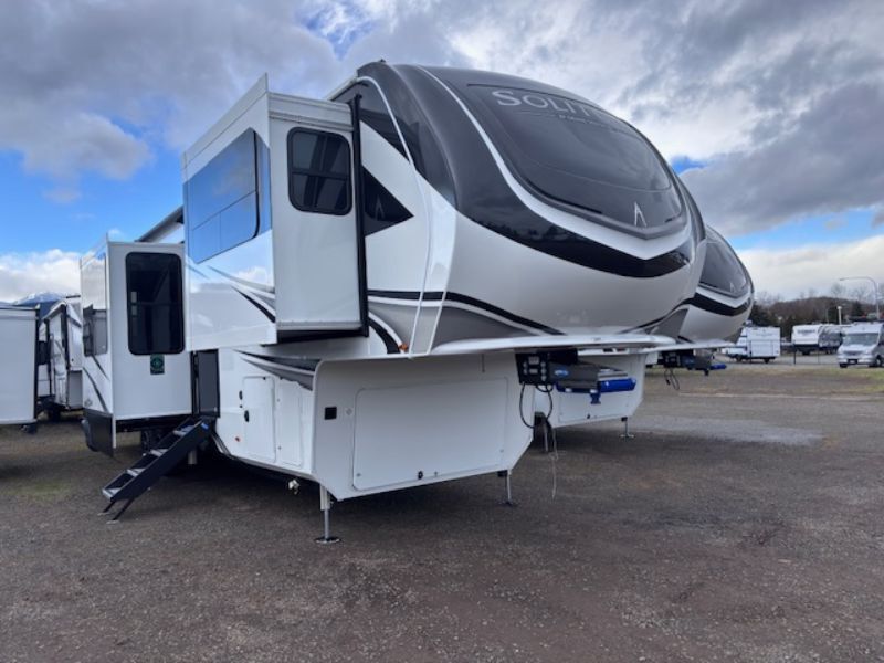 2025 Grand Design RV solitude 382wb
