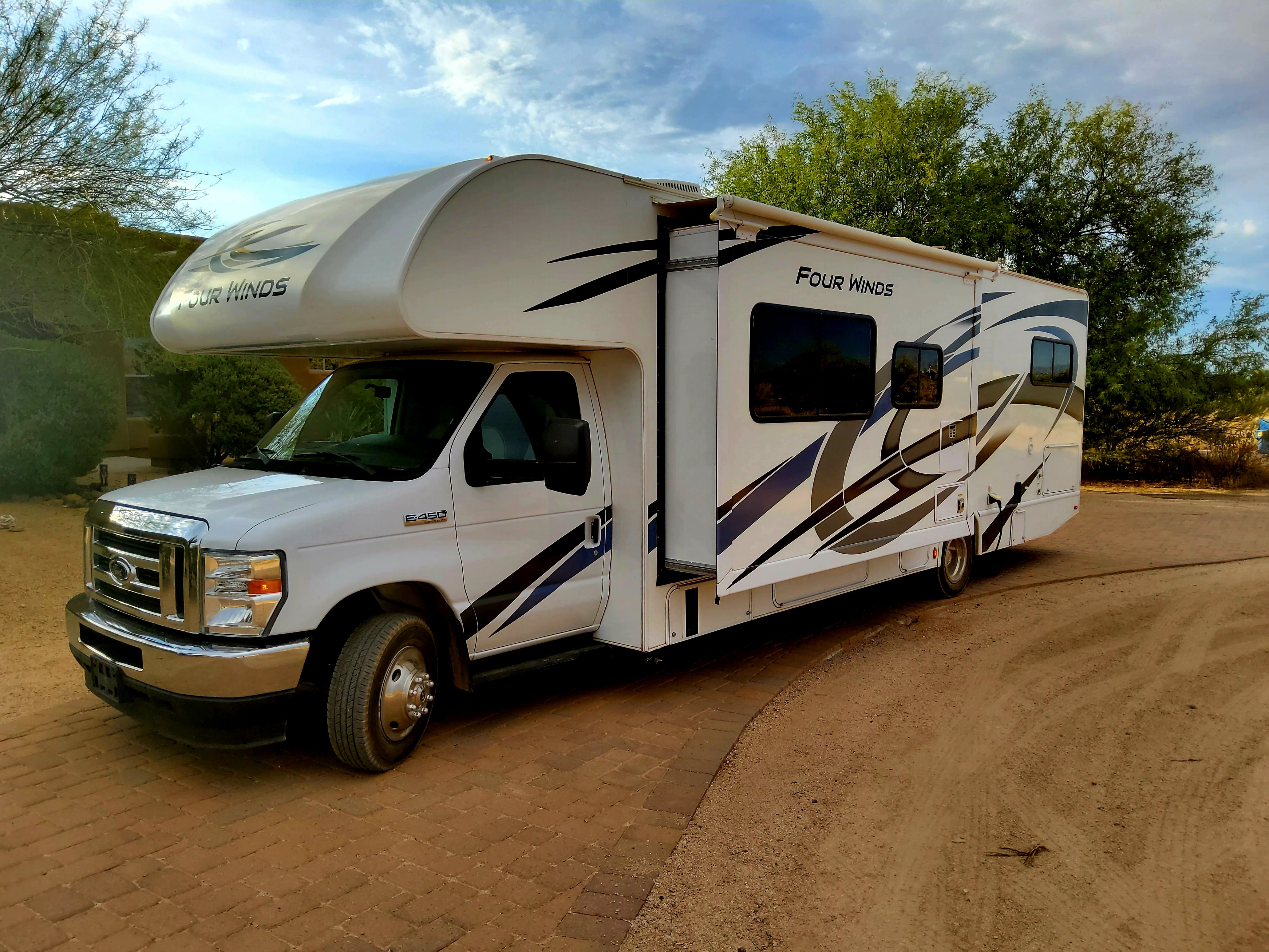2022 Thor Motor Coach Four Winds 30D RV