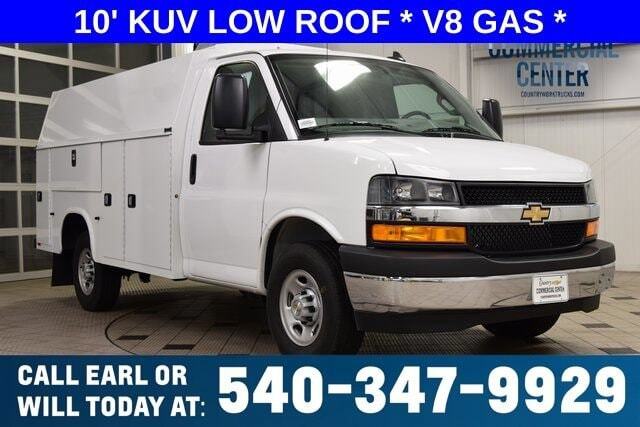 2025 CHEVROLET Express Cutaway 3500 1WT in Warrenton, VA