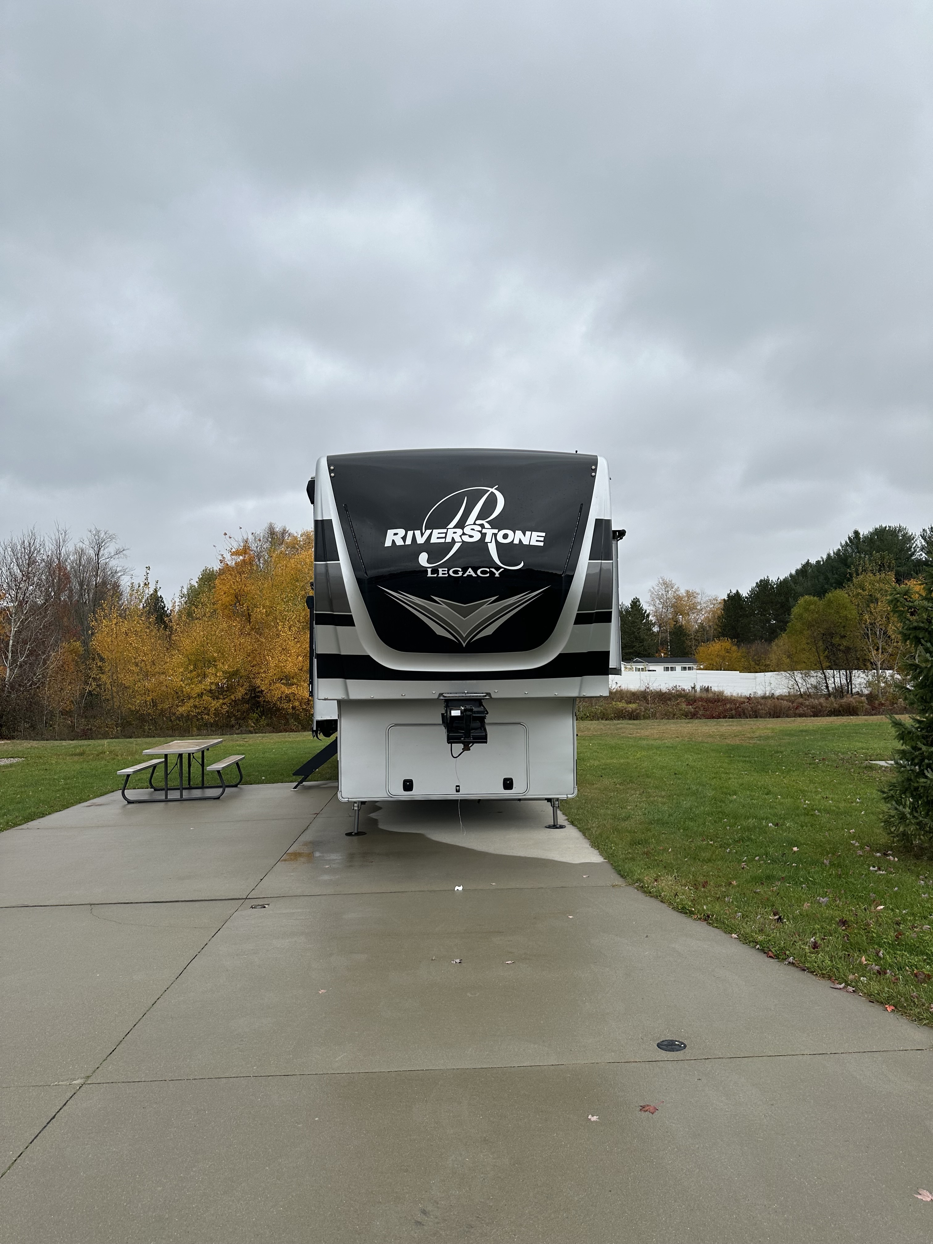 2022 Forest River RIVERSTONE LEGACY 39RKFB in corry PA
