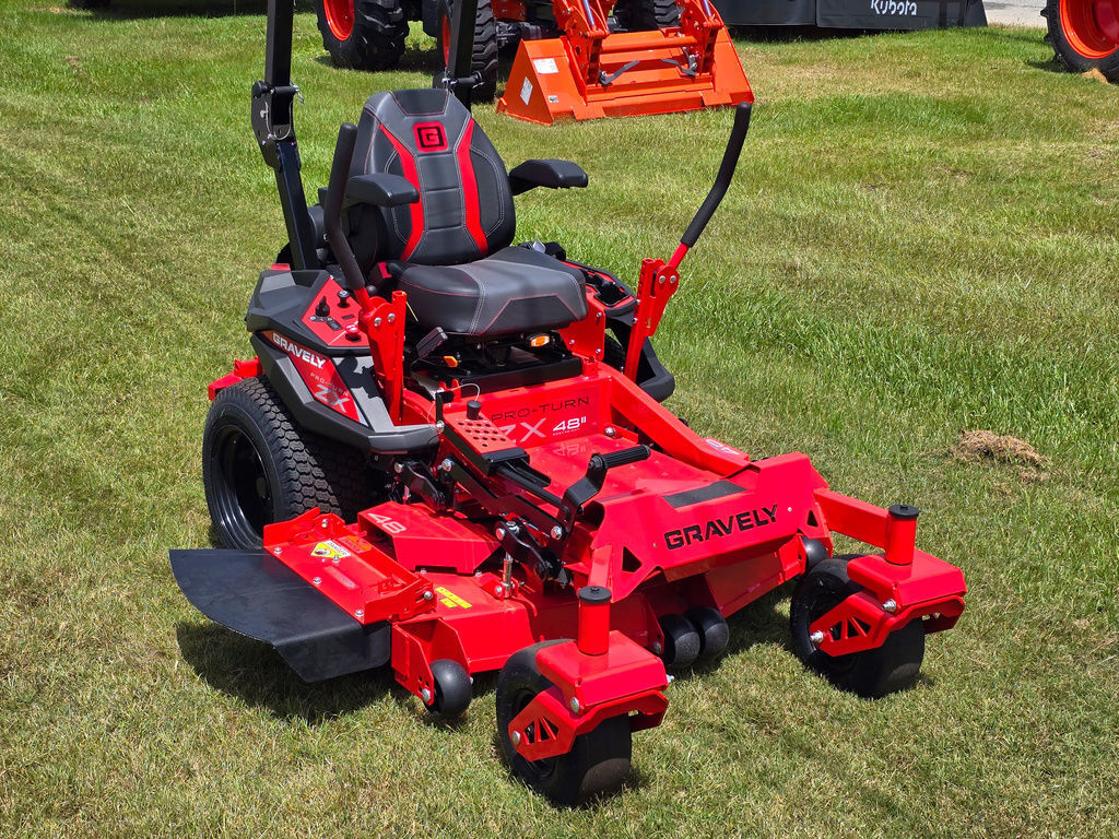 Gravely Mower Equipment For Sale Near Lake Spivey, Tennessee