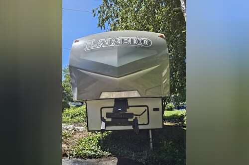 2015 Keystone Laredo 295SCK in earleville MD