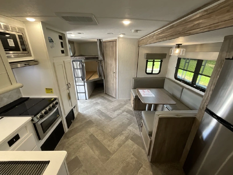 2023 PALOMINO SOLAIRE ULTRA LITE 243 BHS