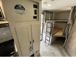 2023 PALOMINO SOLAIRE ULTRA LITE 243 BHS