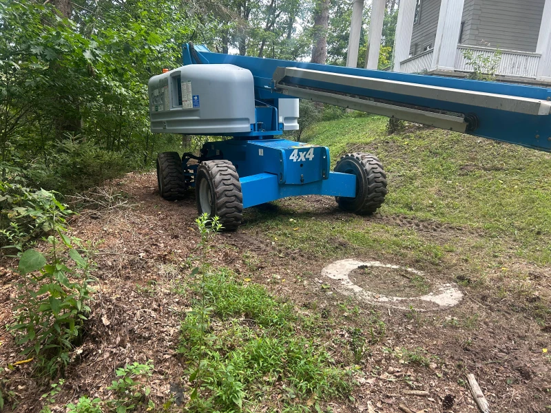 2012 GENIE S-45