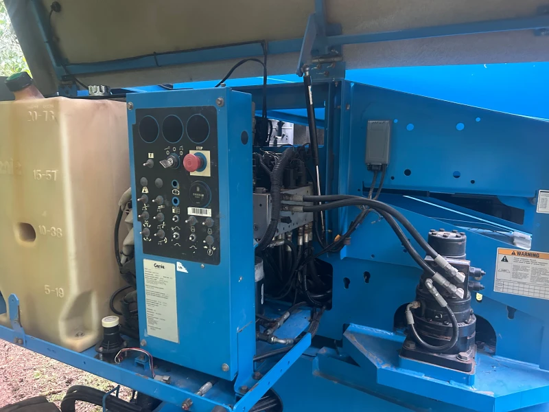 2012 GENIE S-45
