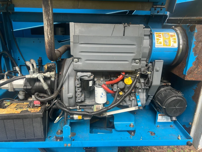 2012 GENIE S-45