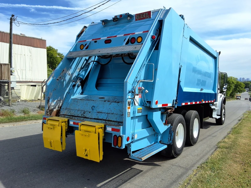 2019 FREIGHTLINER BUSINESS CLASS M2 106