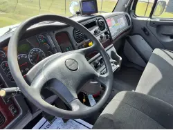 2019 FREIGHTLINER BUSINESS CLASS M2 106