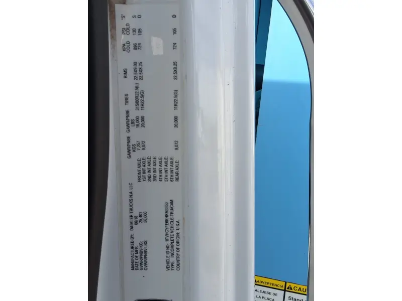 2019 FREIGHTLINER BUSINESS CLASS M2 106