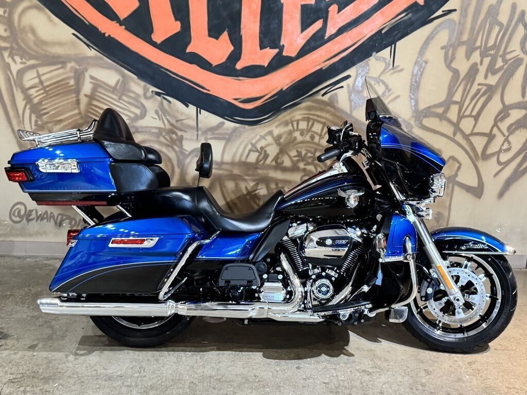 Blue 2018 Harley-Davidson Street Glide Motorcycles For Sale