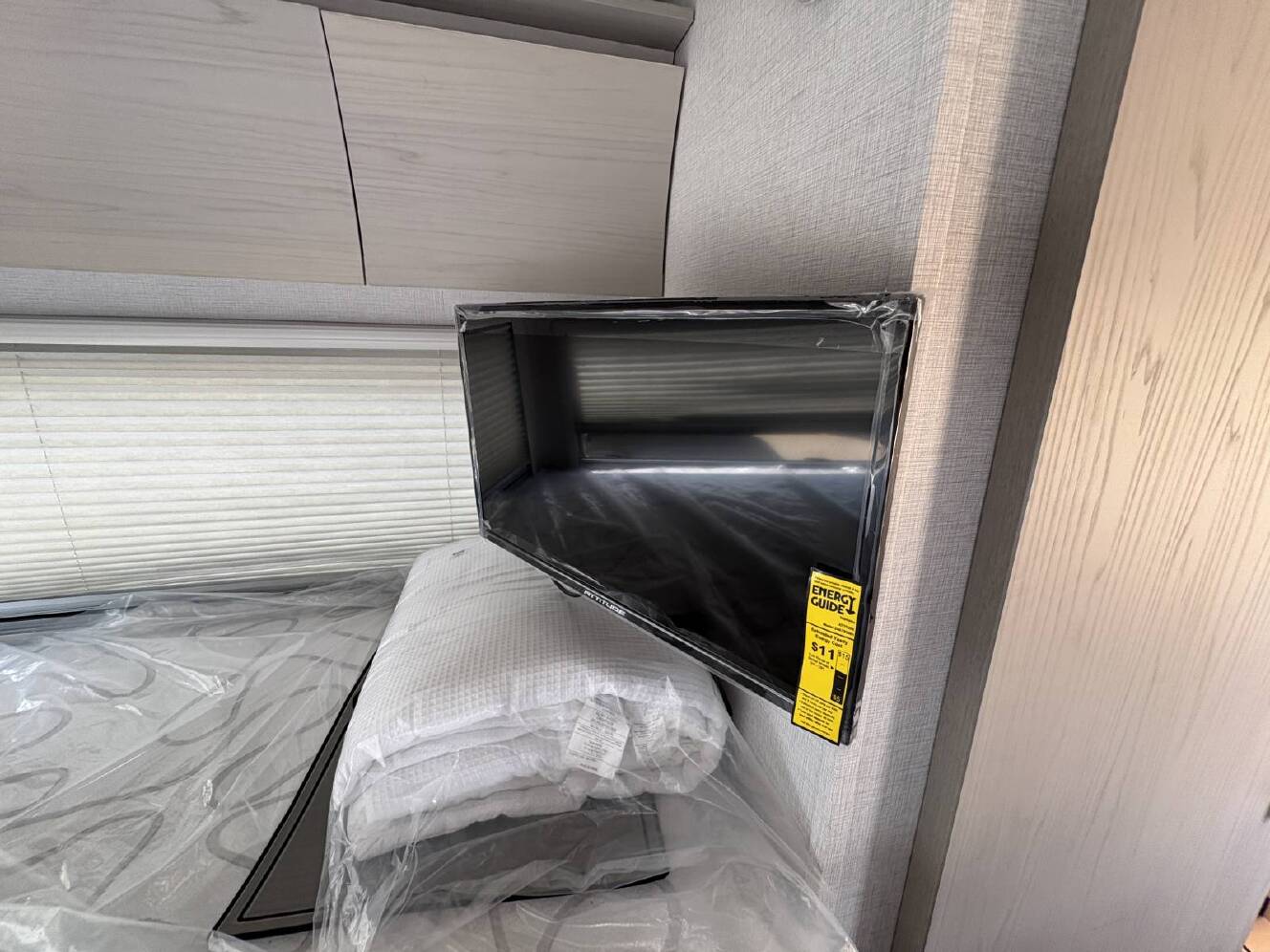 A photo of this 2026 Grand Design SERENOVA 160LG