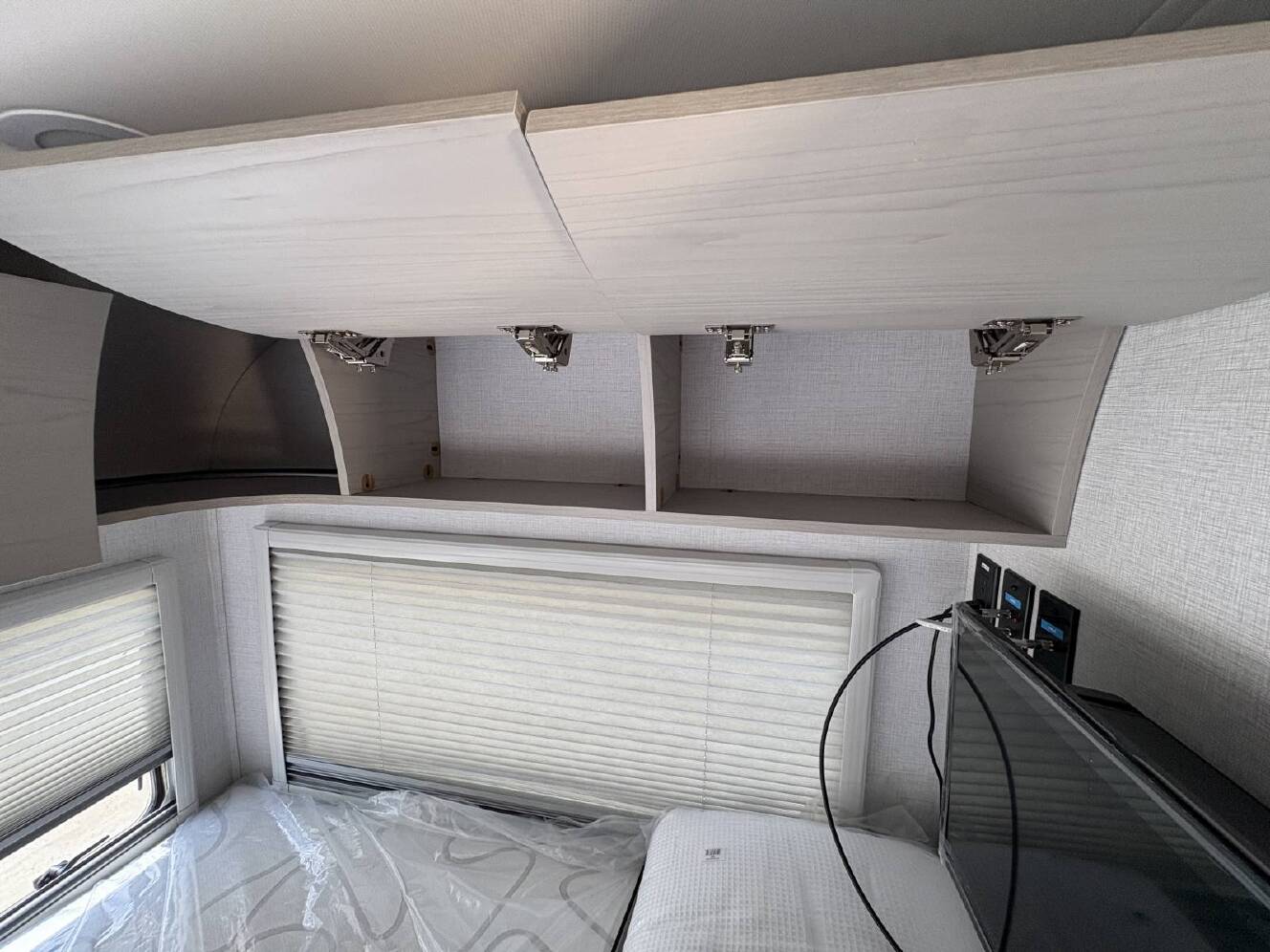 A photo of this 2026 Grand Design SERENOVA 160LG