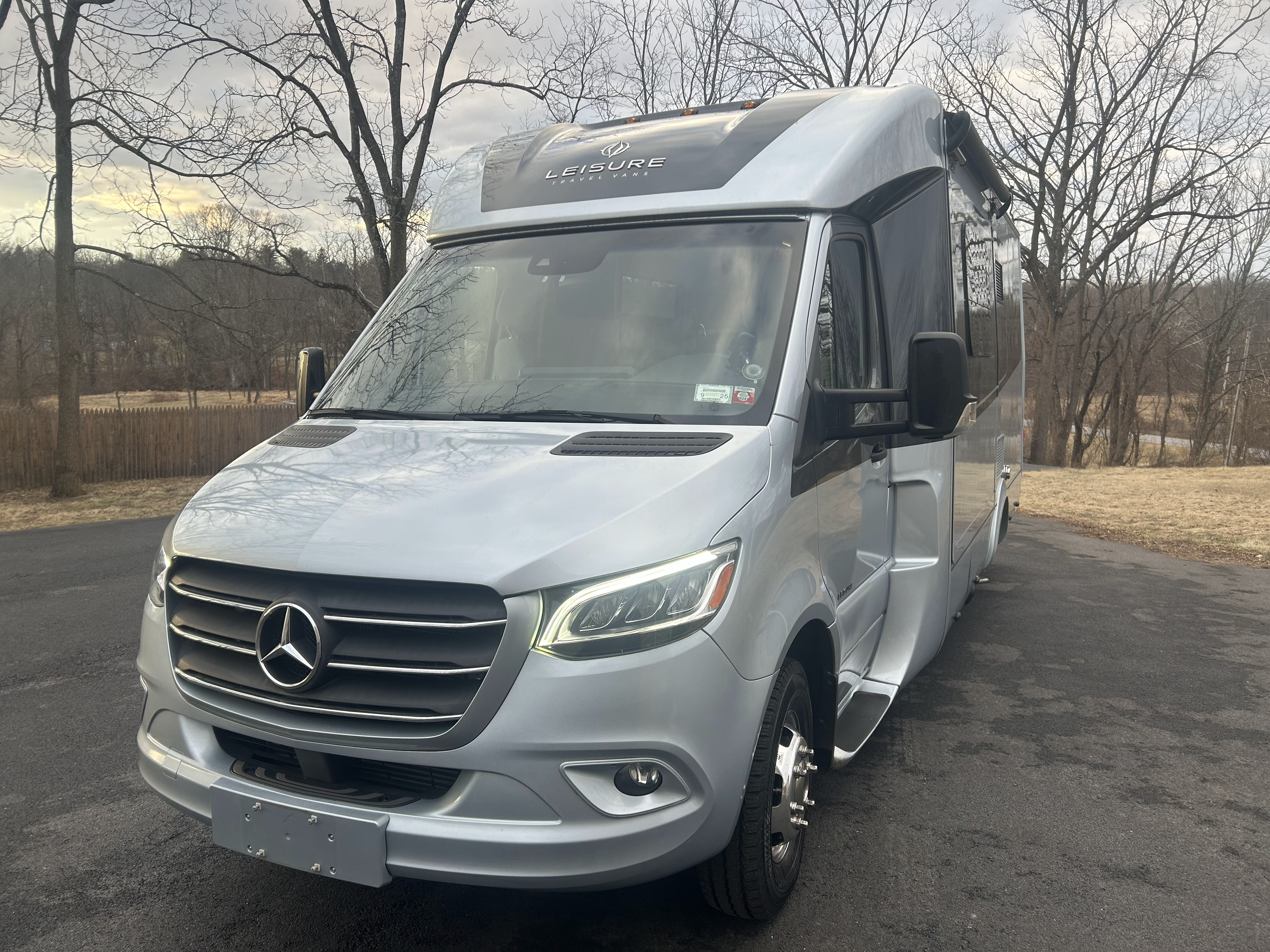 2021 Leisure Travel UNITY U 24 CB in warwick NY