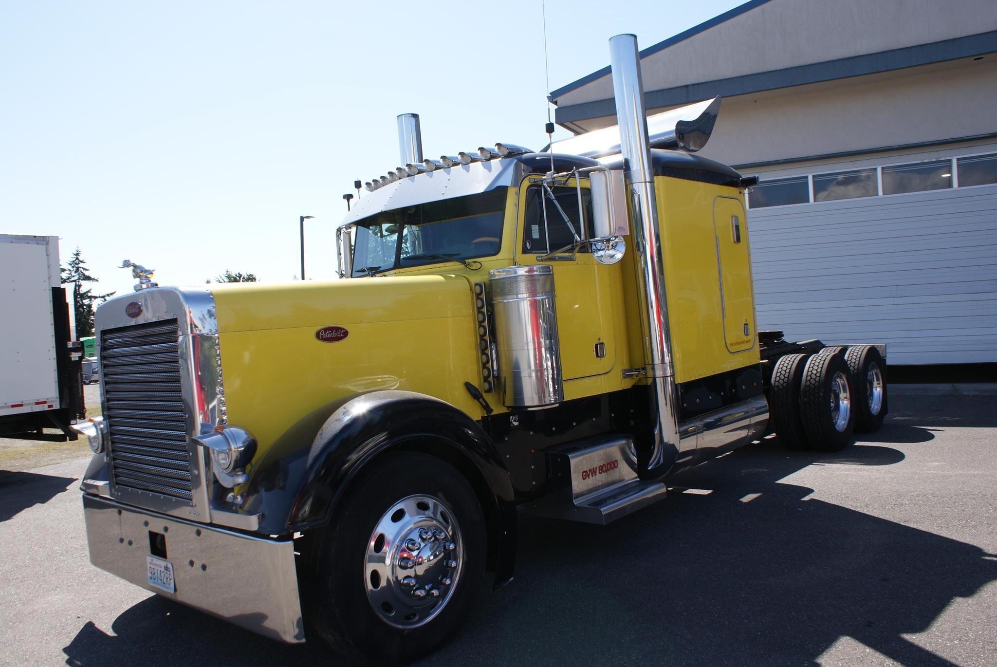 送料込み PETERBILT MODEL 379 トラクター・トレーラーセット 41oupLs6IZL.jpg_BO30,255,255,