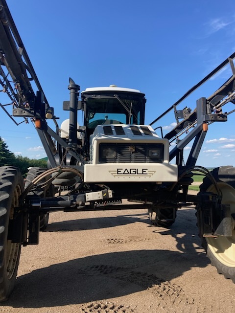 1998 WILLMAR Eagle 8400 in Velva, ND
