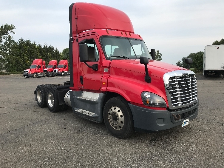 2018 FREIGHTLINER CASCADIA 125 in Rochester, NY