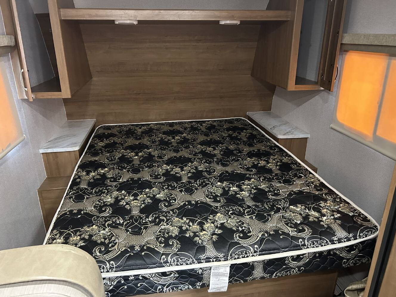 A photo of this 2021 Genesis Supreme Rv SEA BREEZE 18 RBS