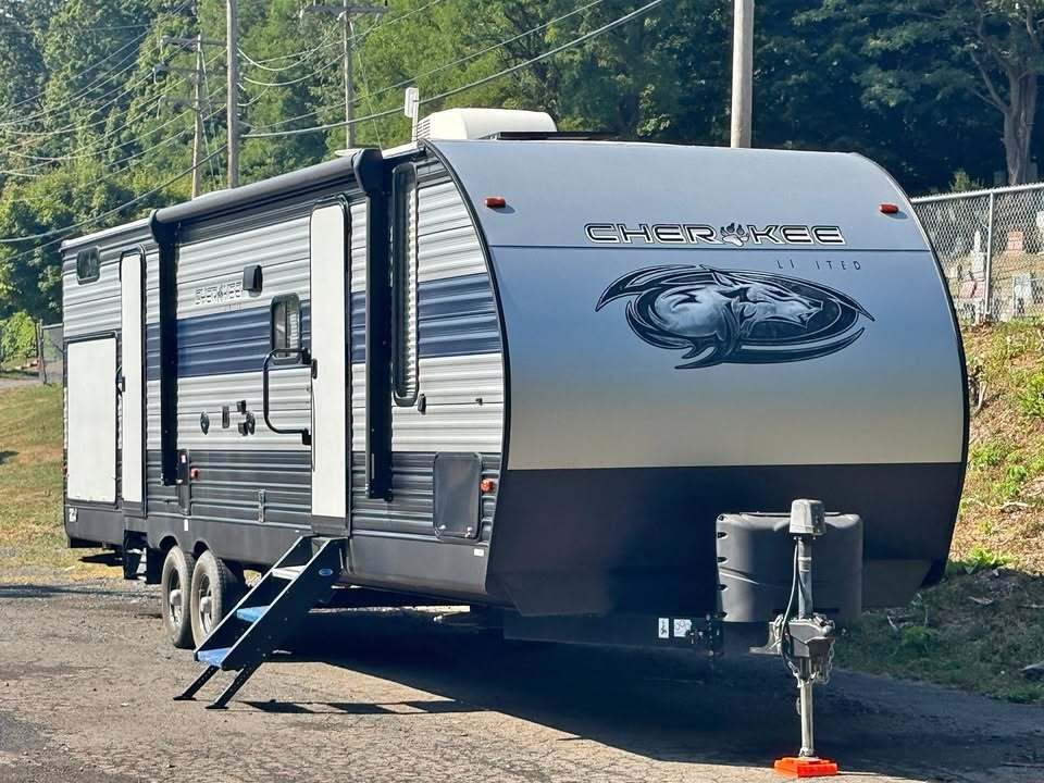 2021 Forest River CHEROKEE 294BH in syracuse NY
