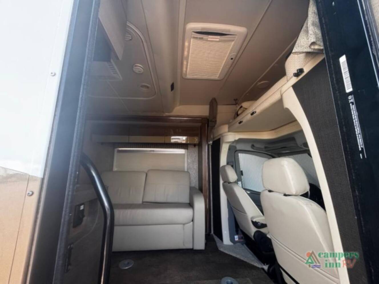 A photo of this 2017 Winnebago View 24G