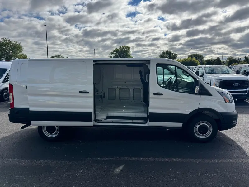 2025 FORD TRANSIT