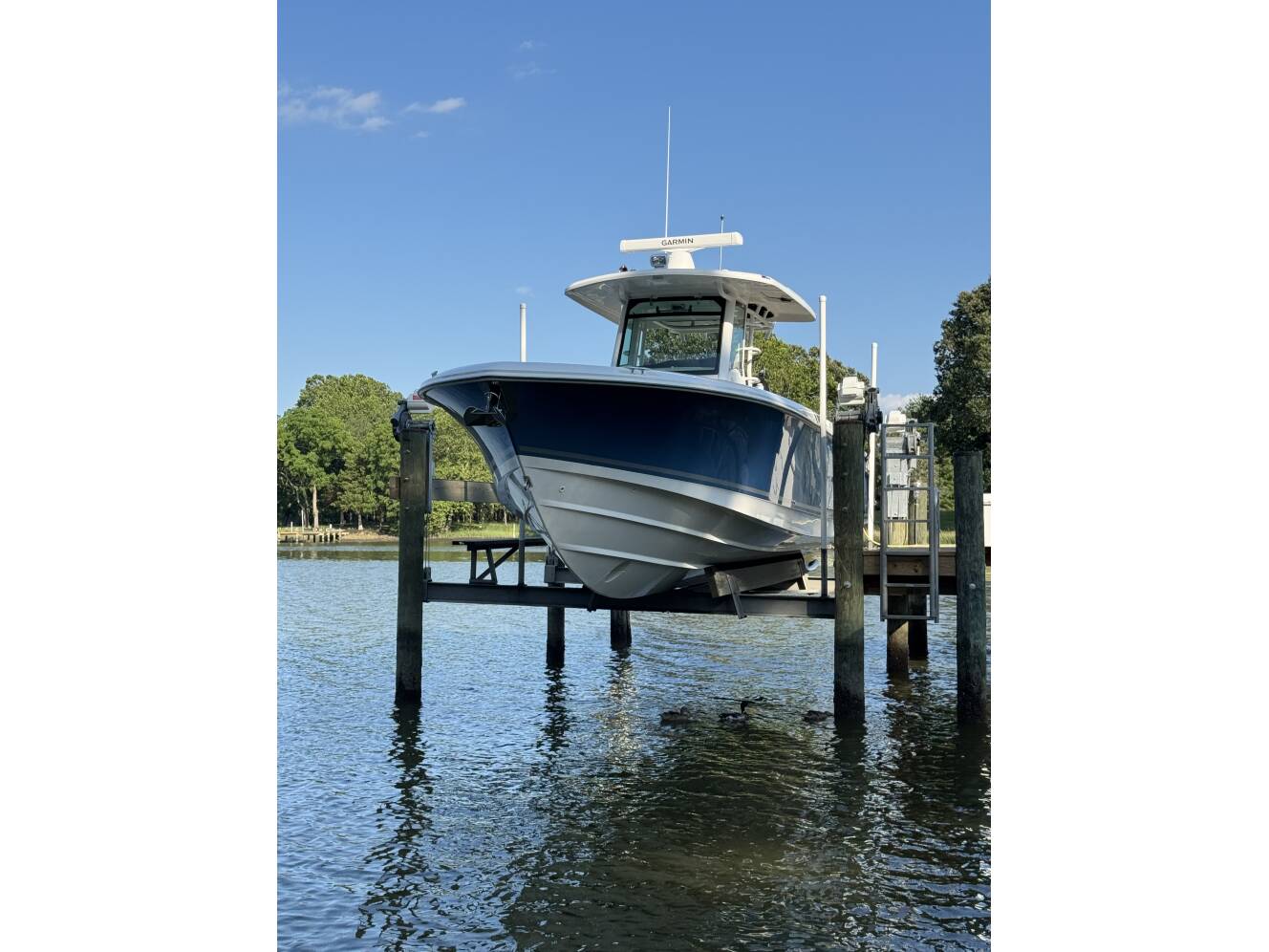 A photo of this 2022 Boston Whaler 330 Outrage