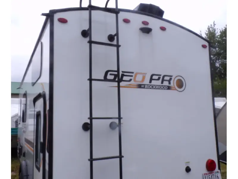 2022 FOREST RIVER ROCKWOOD GEO PRO G19BH