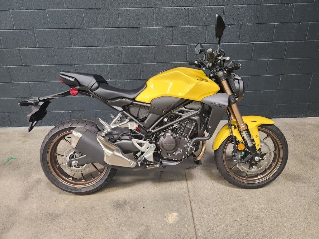Johnny K's Powersports: Lodi in Burbank, Ohio. Find New and