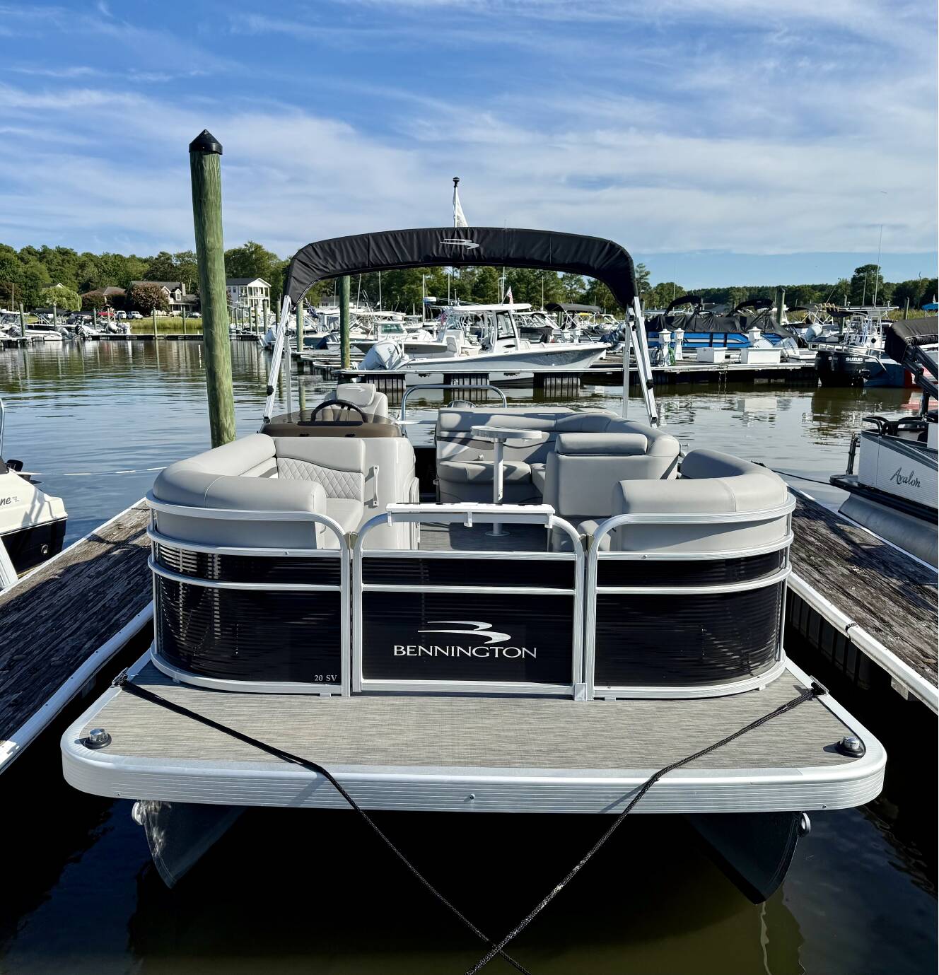 A photo of this 2023 Bennington 20 Svl