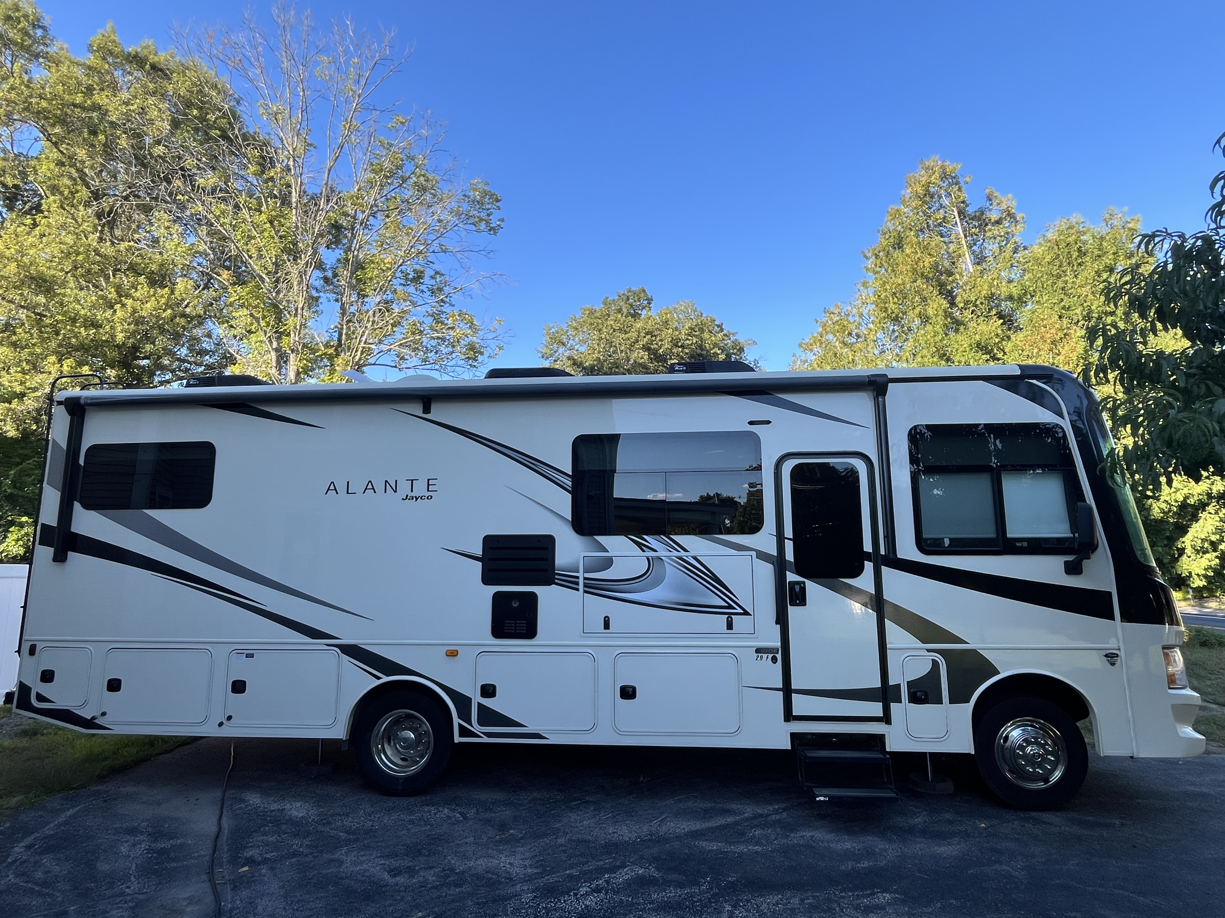 2022 Jayco Alante 29F RV