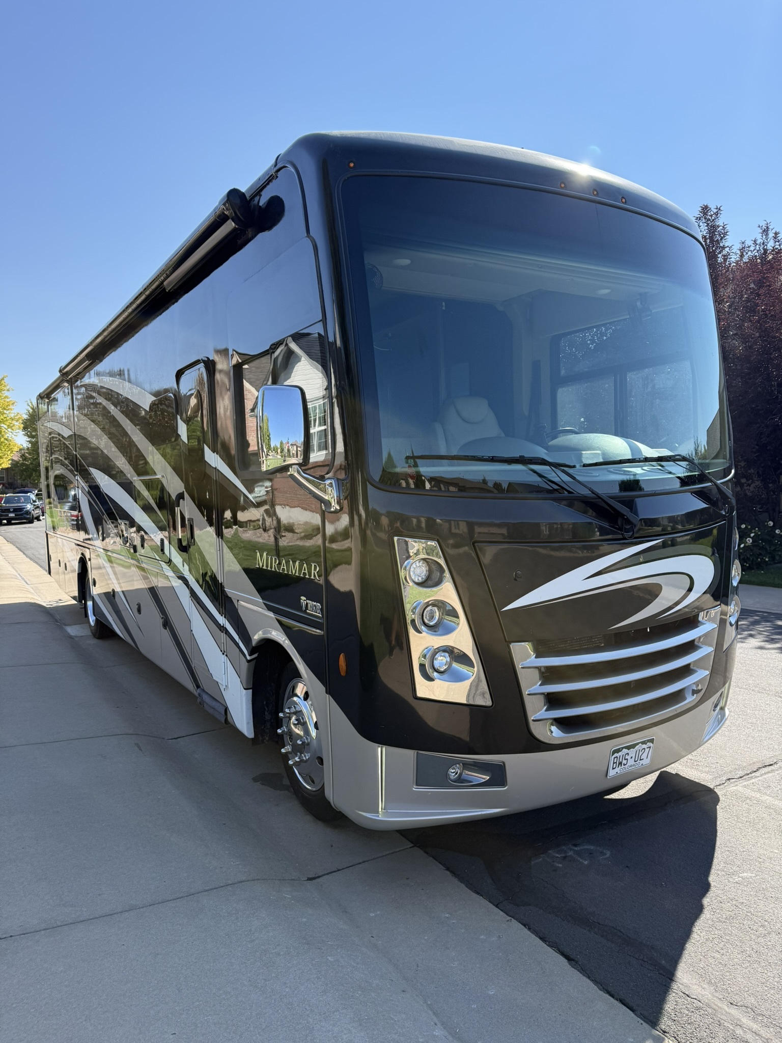 2019 Thor Motor Coach Miramar 35 3 RV