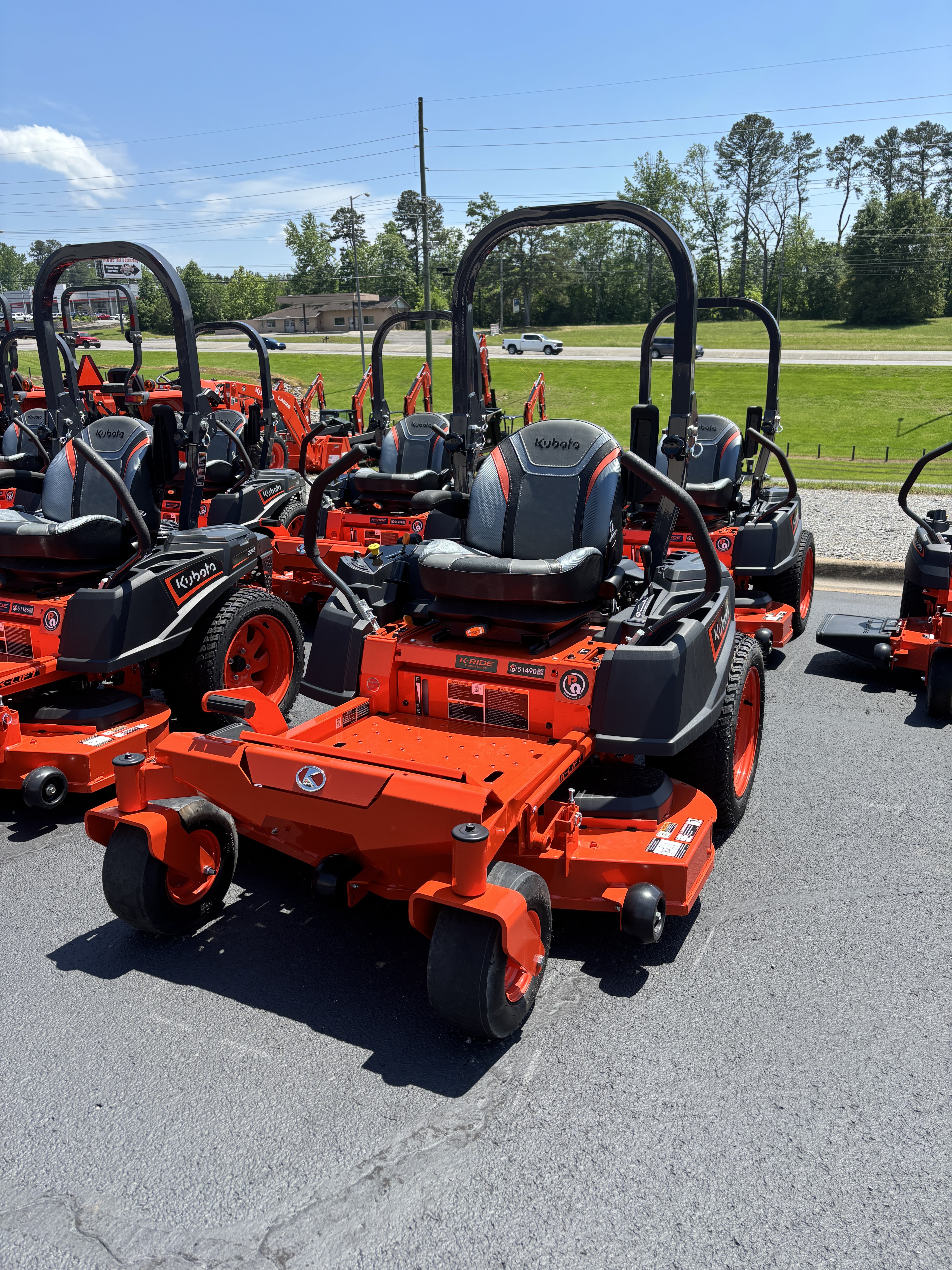 ヨビニオンマルル　4枚　az Zero Turn Mower Z2-481, Kubota | Stokker- tools, machinery