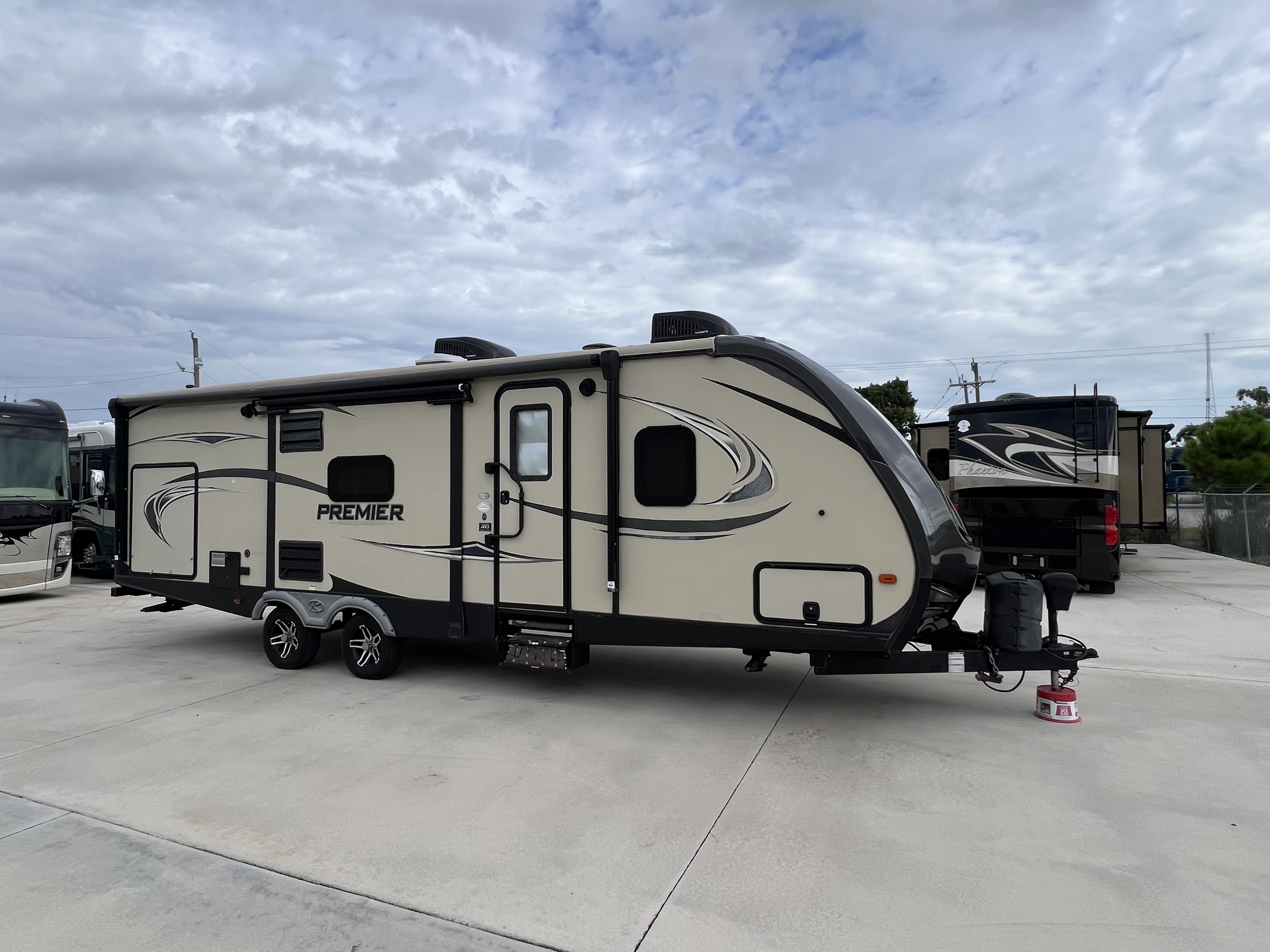 2019 Keystone BULLET PREMIER 26RBPR in okeechobee FL